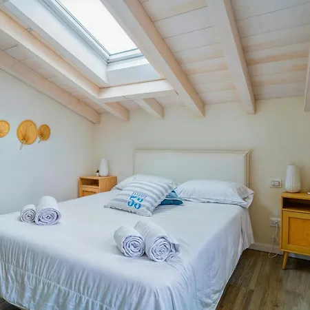 شقة Penthouse Iseo View - Free Wi-fi And Private Parking Included سيل ماراسينو
